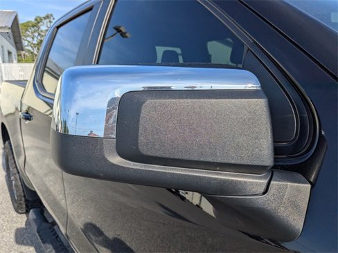 Used 2022 Chevrolet Silverado 1500 LT image 12