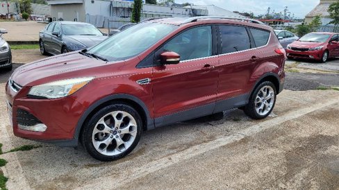 Used 2014 Ford Escape Titanium image 2