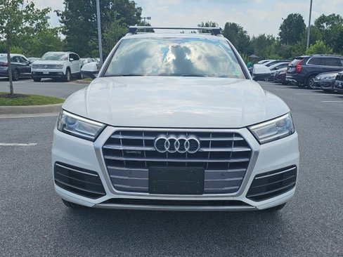 Used 2020 Audi Q5 2.0T Premium w/ Convenience Package image 2
