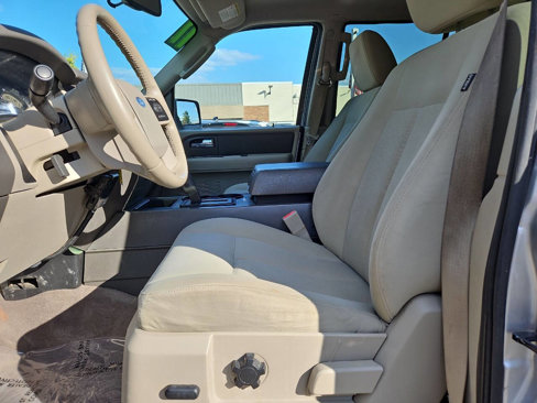 Used 2011 Ford Expedition XLT w/ HD Trailer Tow Pkg image 11