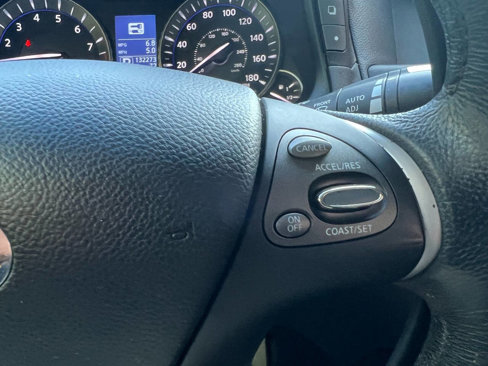 Used 2012 INFINITI M37 x w/ Premium Pkg image 28