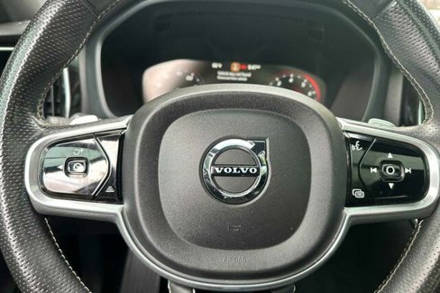 Used 2018 Volvo XC60 T6 R-Design w/ Convenience Package image 24