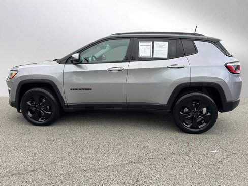 Used 2020 Jeep Compass Latitude image 6