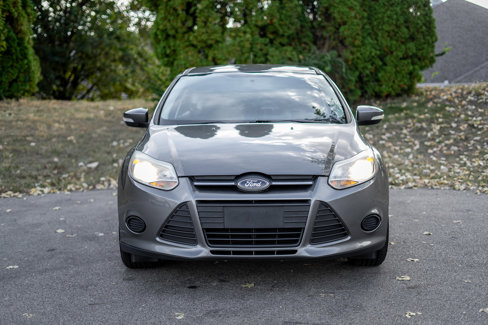 Used 2014 Ford Focus SE w/ SE Winter Package image 2