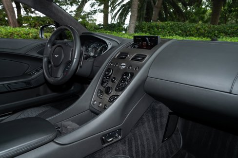 Used 2014 Aston Martin Vanquish Coupe image 15