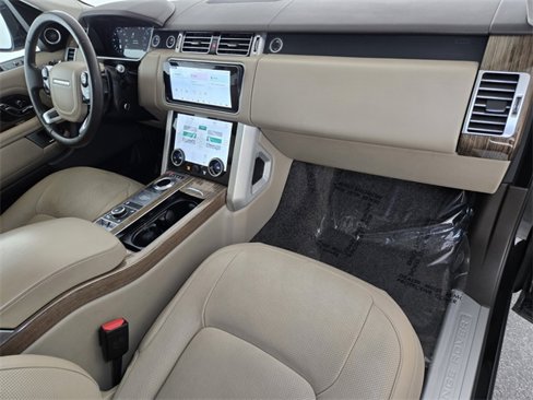 Used 2018 Land Rover Range Rover HSE image 19