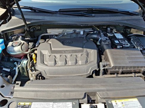 Certified 2021 Volkswagen Tiguan SE image 29