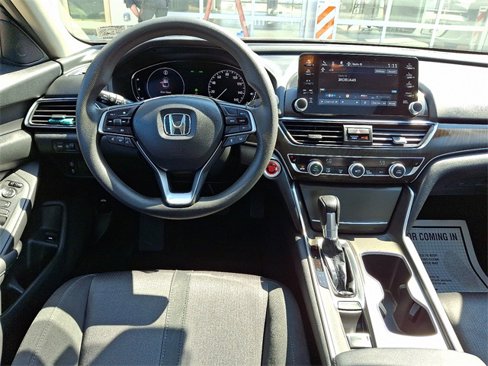 Used 2019 Honda Accord EX image 11