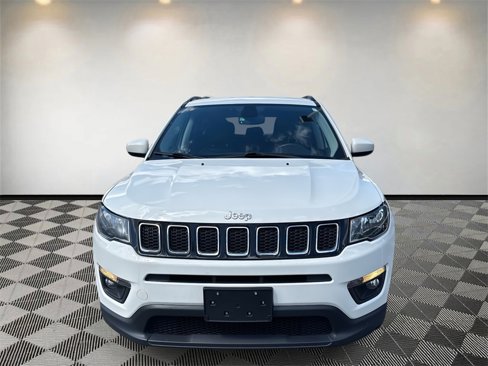 Used 2019 Jeep Compass Latitude w/ Popular Equipment Group image 8