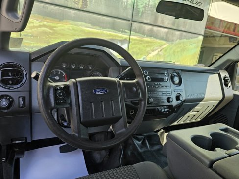 Used 2015 Ford F550 4x4 SuperCab Super Duty image 8