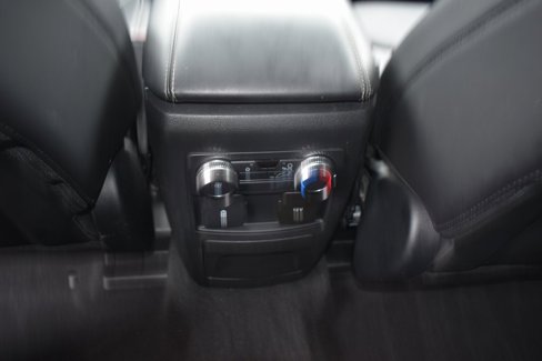 Used 2022 Ford Explorer XLT w/ Equipment Group 202A image 11