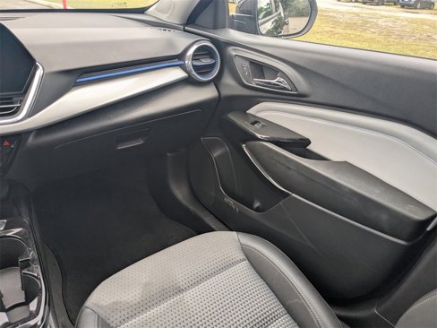 Used 2024 Chevrolet Trax LT image 15