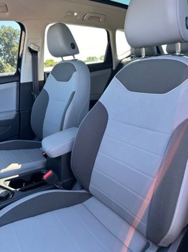 Used 2023 Volkswagen Taos SE w/ Panoramic Sunroof Package image 41
