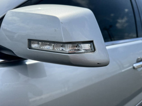 Used 2017 GMC Acadia Limited SLT image 10