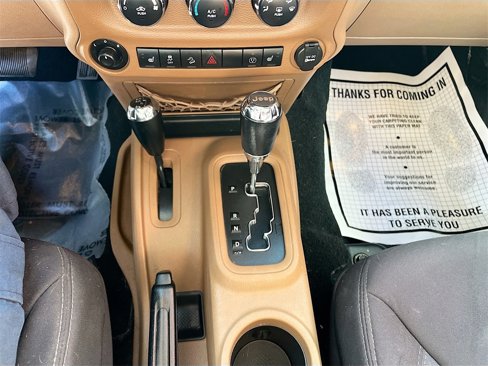 Used 2013 Jeep Wrangler Unlimited Sahara w/ Connectivity Group image 15