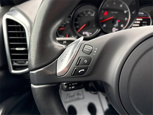 Used 2011 Porsche Cayenne image 34