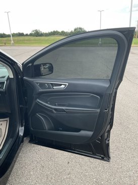 Used 2024 Ford Edge Titanium image 14