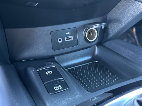 Used 2020 Nissan Rogue SV w/ Premium Package image 33