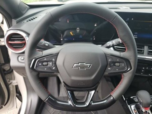New 2026 Chevrolet Trax RS w/ Driver Confidence Package image 27