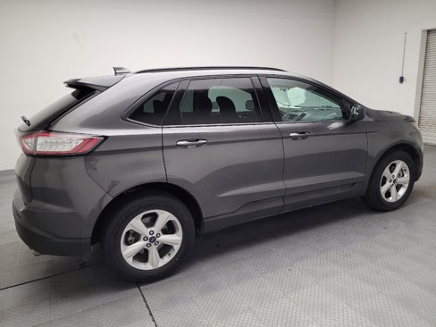 Used 2017 Ford Edge SE image 10