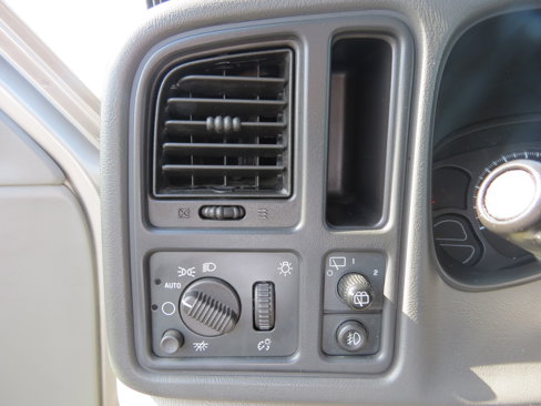 Used 2003 Chevrolet Tahoe LS w/ Cargo Package image 11