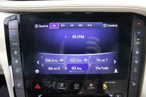 Used 2019 INFINITI QX50 Essential w/ Premium Heat Package image 14