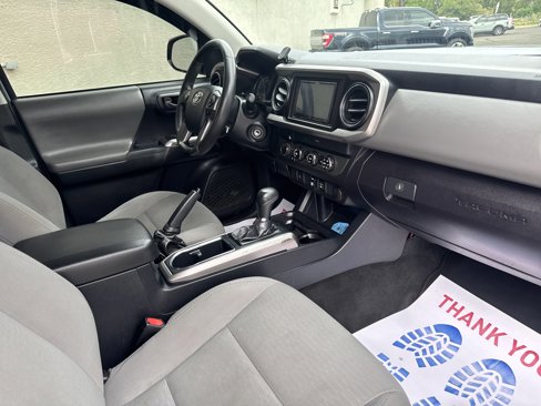 Used 2019 Toyota Tacoma SR5 image 17