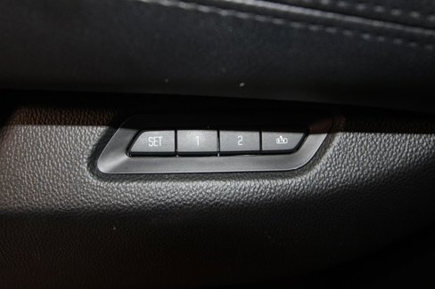 Used 2016 Cadillac Escalade Premium image 9