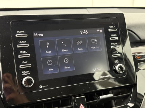 Used 2022 Toyota Camry SE image 18