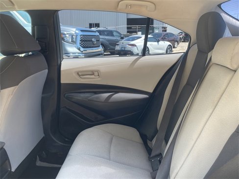 Used 2022 Toyota Corolla LE w/ Carpet Mat Package (TMS) image 16