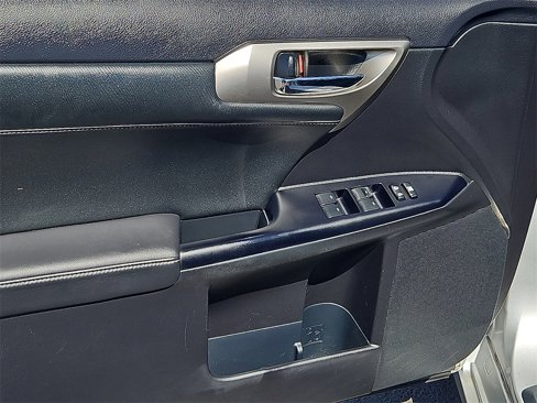 Used 2015 Lexus CT 200h w/ Seat Comfort Package image 19