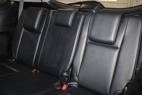 Used 2017 Toyota Highlander SE image 23