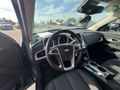Certified 2017 Chevrolet Equinox LT w/ Convenience Package image 10
