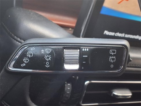 Used 2021 Lincoln Nautilus Reserve image 17