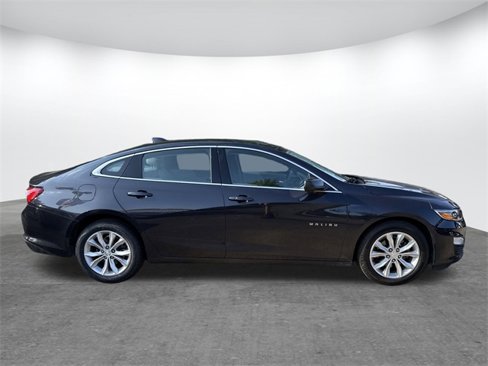 Used 2023 Chevrolet Malibu LT image 3