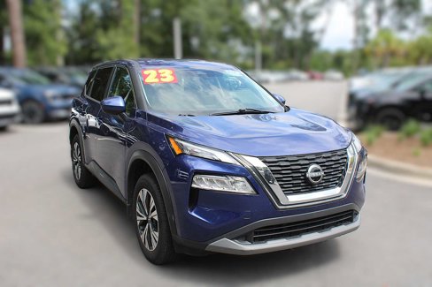 Used 2023 Nissan Rogue SV image 15