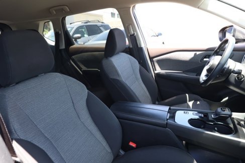 Used 2023 Nissan Rogue SV image 21
