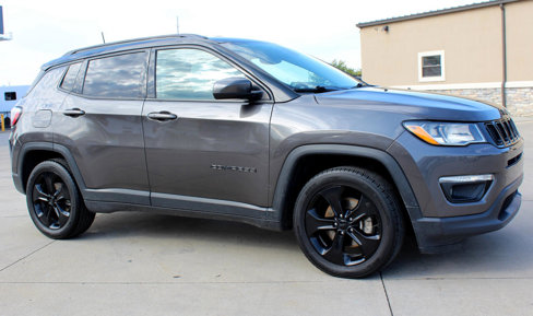 Used 2018 Jeep Compass Latitude w/ Popular Equipment Group image 14
