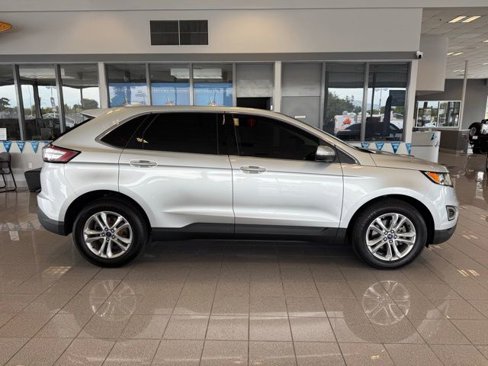 Used 2017 Ford Edge SEL w/ Equipment Group 201A image 2