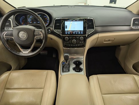 Used 2020 Jeep Grand Cherokee Limited w/ Luxury Group II image 17