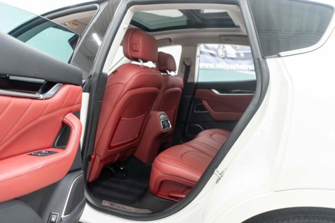Used 2022 Maserati Levante GT image 28