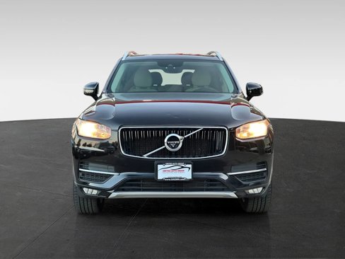 Used 2016 Volvo XC90 T6 Momentum w/ Vision Package image 2