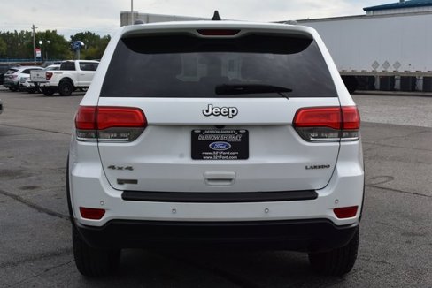 Used 2018 Jeep Grand Cherokee Laredo image 7