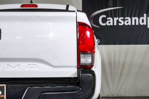 Used 2018 Toyota Tacoma SR image 38