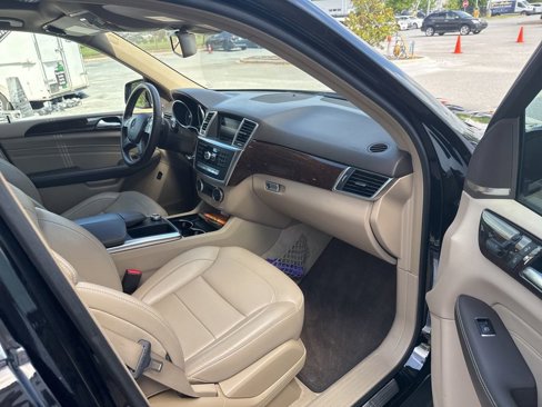 Used 2014 Mercedes-Benz ML 350 4MATIC image 3