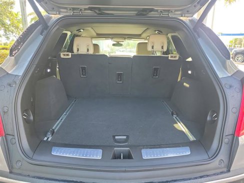 Used 2018 Cadillac XT5 Luxury w/ Driver Awareness Package image 32
