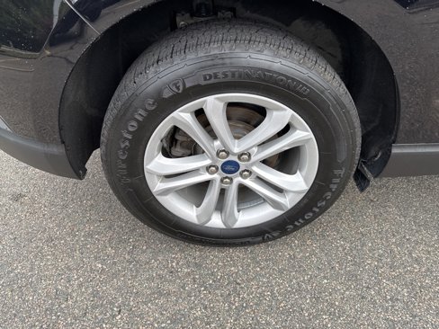 Used 2020 Ford Edge SEL w/ Cold Weather Package image 37