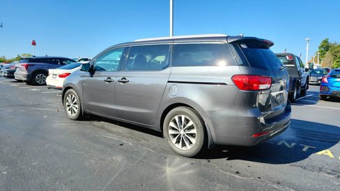 Used 2018 Kia Sedona SX image 6