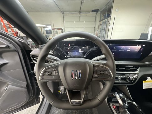 New 2025 Buick Envista Sport Touring w/ Convenience II Package image 10