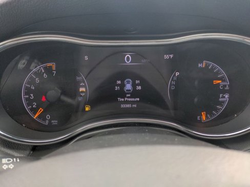 Used 2022 Jeep Grand Cherokee Limited image 14